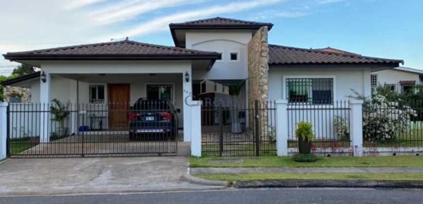 Vende Casa en Coquito Hills